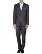 Dama Suits