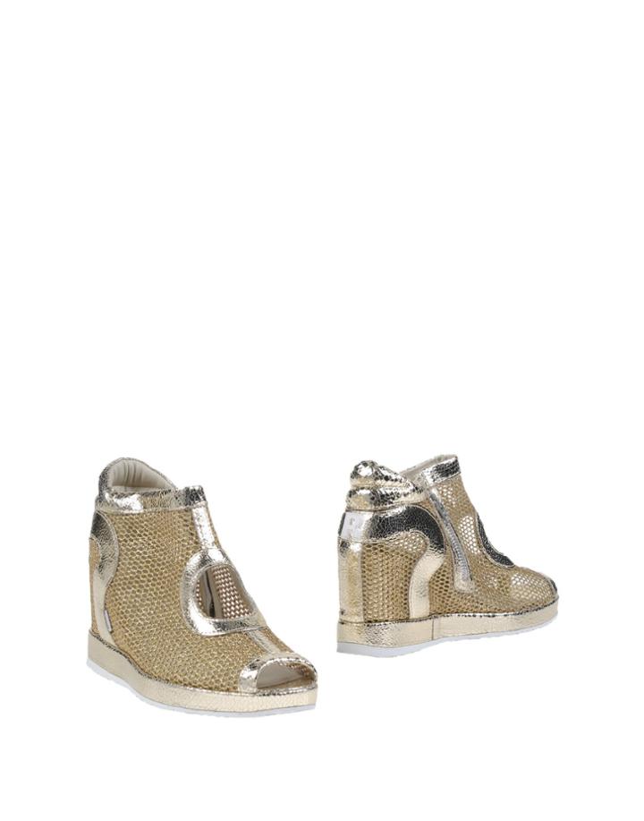 Ruco Line Booties