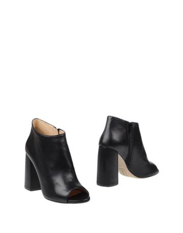 Spektra Paris Booties
