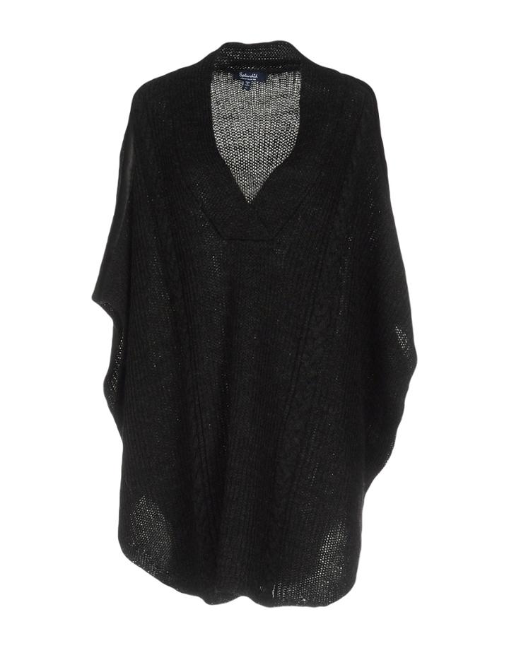 Splendid Capes