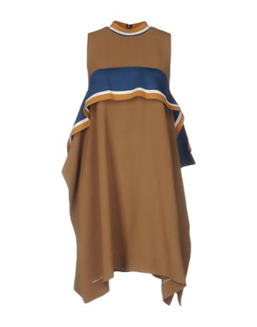 Heohwan Simulation Tops