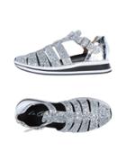 La Carrie Sneakers