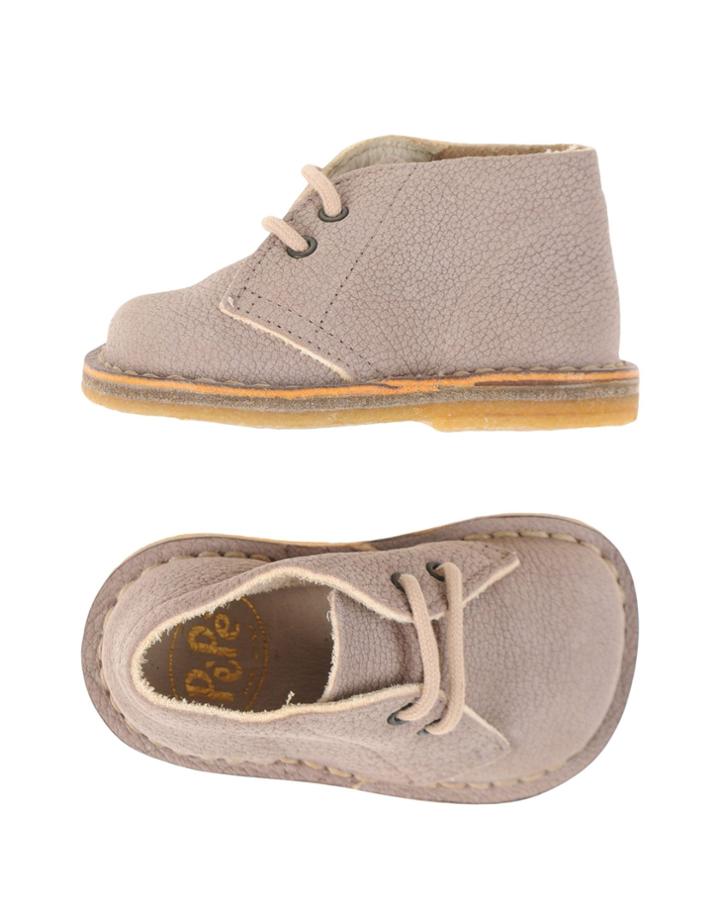 P P  Lace-up Shoes
