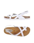 Ana Soriano Toe Strap Sandals