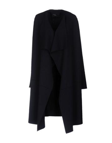 Artemisia Coats