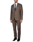 Glenbrook Suits