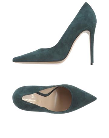 V Italia Pumps