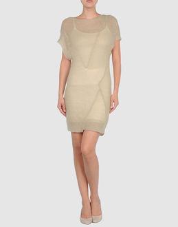 Cot Lac Short Dresses
