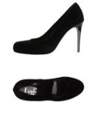 Evado Pumps