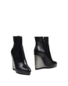 Calvin Klein Collection Ankle Boots