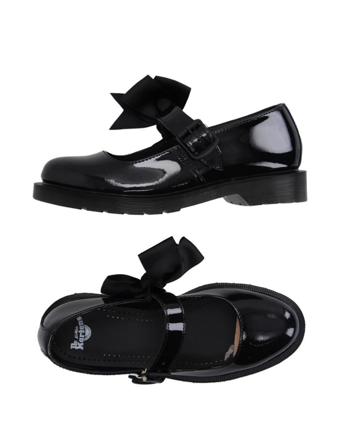 Dr. Martens Pumps