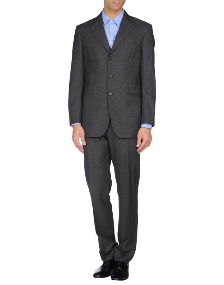 Sutoria Suits