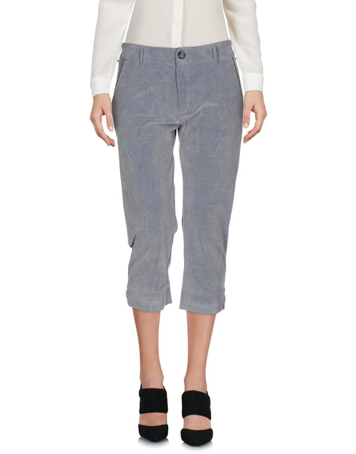 Wanderlust 3/4-length Shorts
