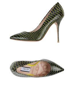 Lucy Choi Pumps