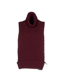 Peuterey Capes
