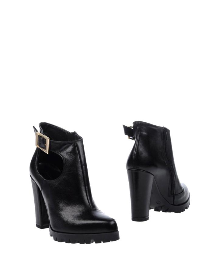 Annarita N. Booties