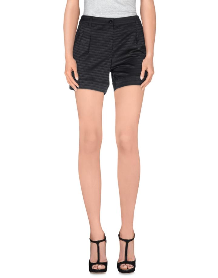 Tricot Chic Shorts