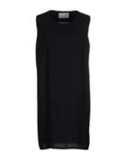 Junita Lodge Short Dresses