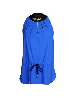 Monreal London Tops