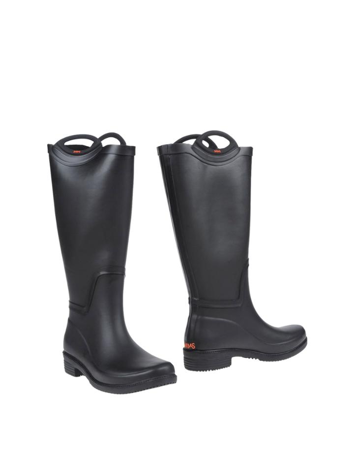 Swims Boots