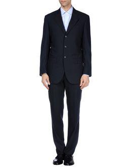 Reda Suits