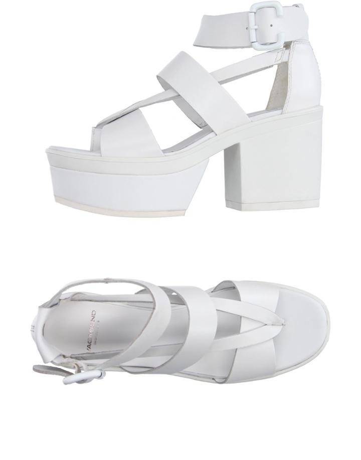 Vagabond Shoemakers Toe Strap Sandals