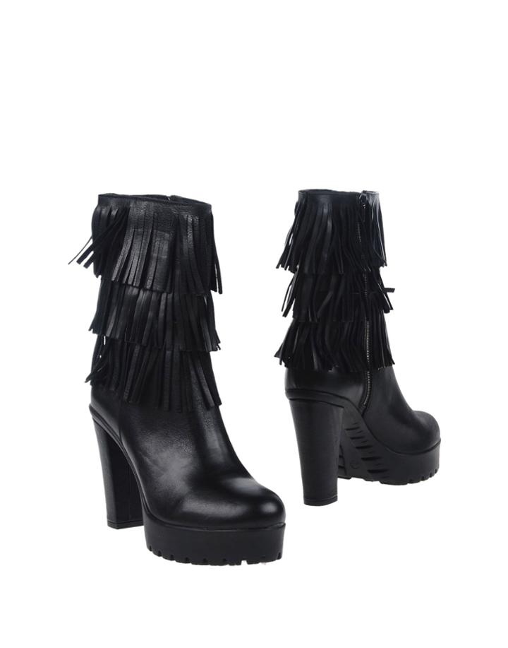 Maria Ankle Boots