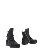 Schmid Ankle Boots