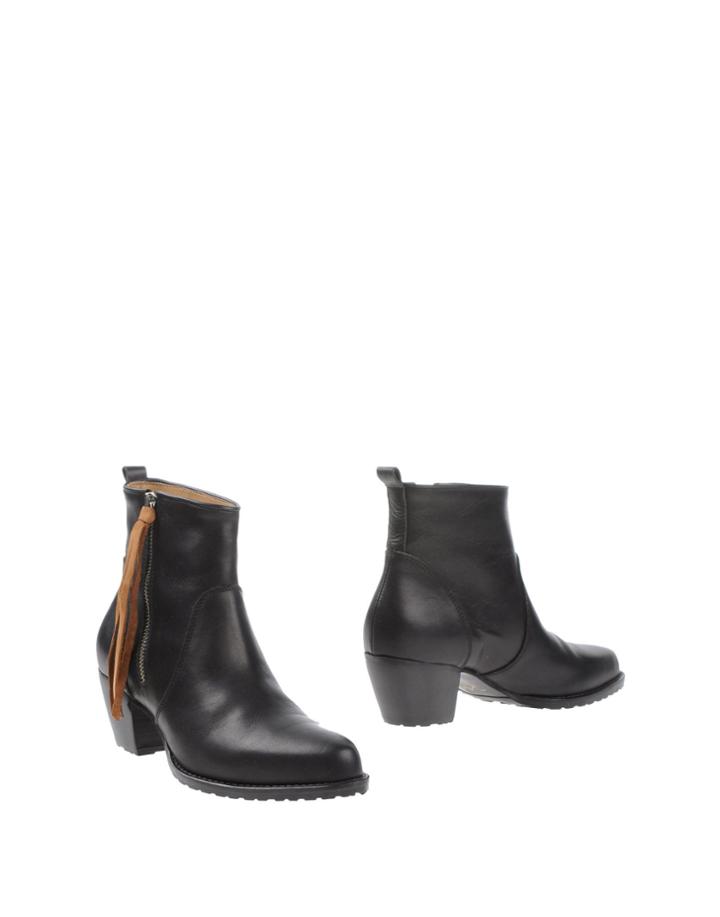 Diavolezza Ankle Boots