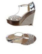 Nila & Nila Sandals