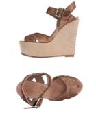 Sam  Sandals