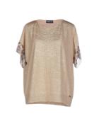Daniela Drei T-shirts