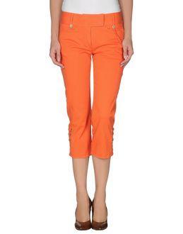 Roberta Scarpa 3/4-length Shorts