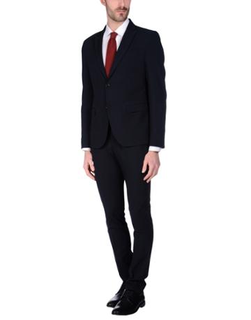 Double Eight Suits