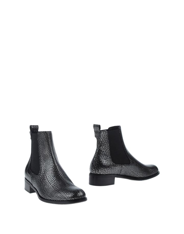 Marcos Nalini Ankle Boots