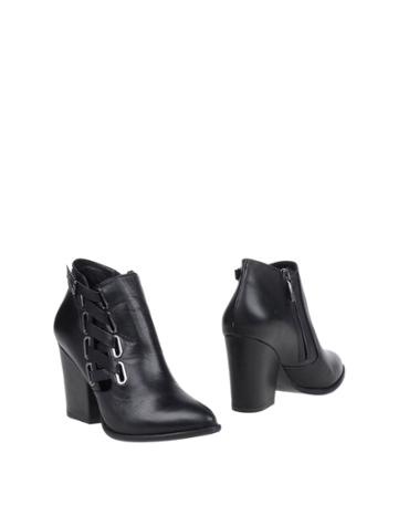 Salvador Ribes Booties
