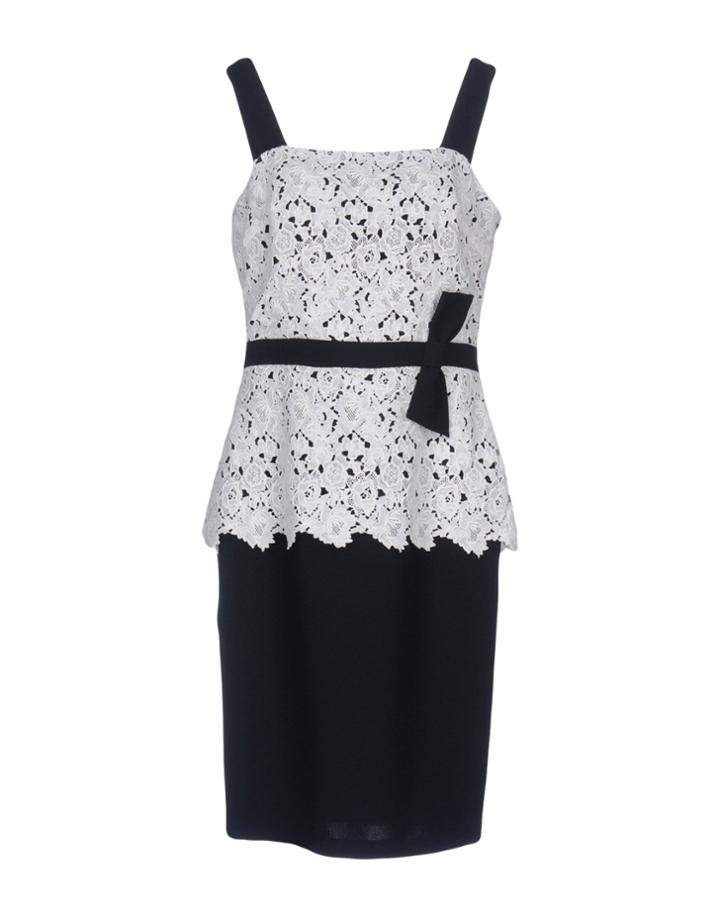 Sologioie Knee-length Dresses