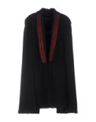 Wandering Capes