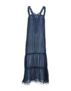 Parah Long Dresses