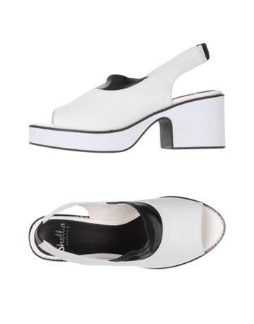 Shellys Sandals
