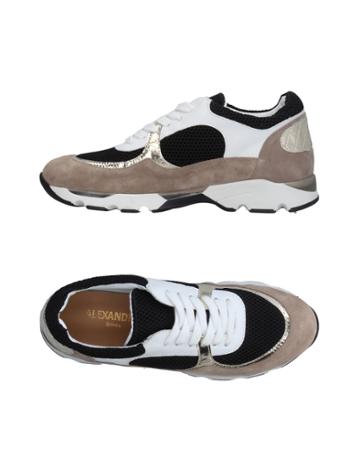 Alexandra Sneakers