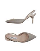 Nina New York Pumps
