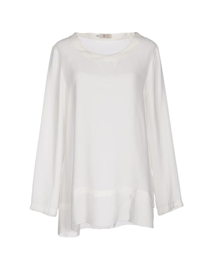 Ar.12 Blouses