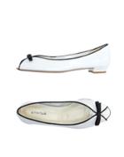 Status Ballet Flats