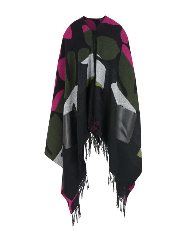 Pianurastudio Capes & Ponchos