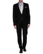 Javier Suits