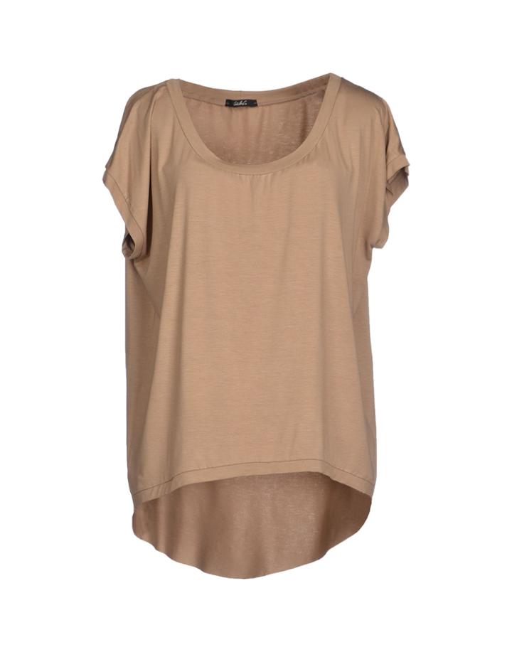 Carla G. T-shirts