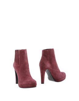 Rodo Ankle Boots