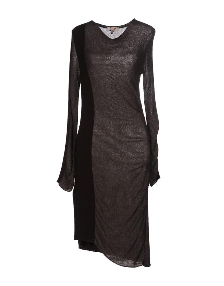 Sathya Knee-length Dresses