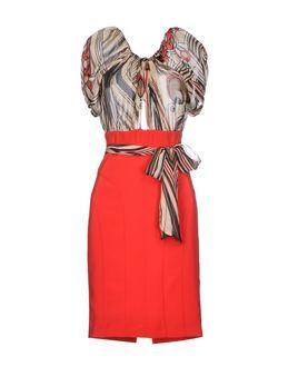 Celyn B. Knee-length Dresses